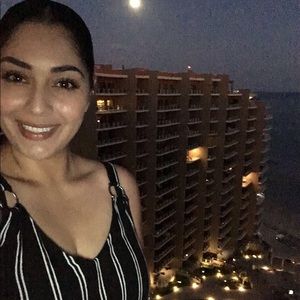 Meet your Posher, Ivonne